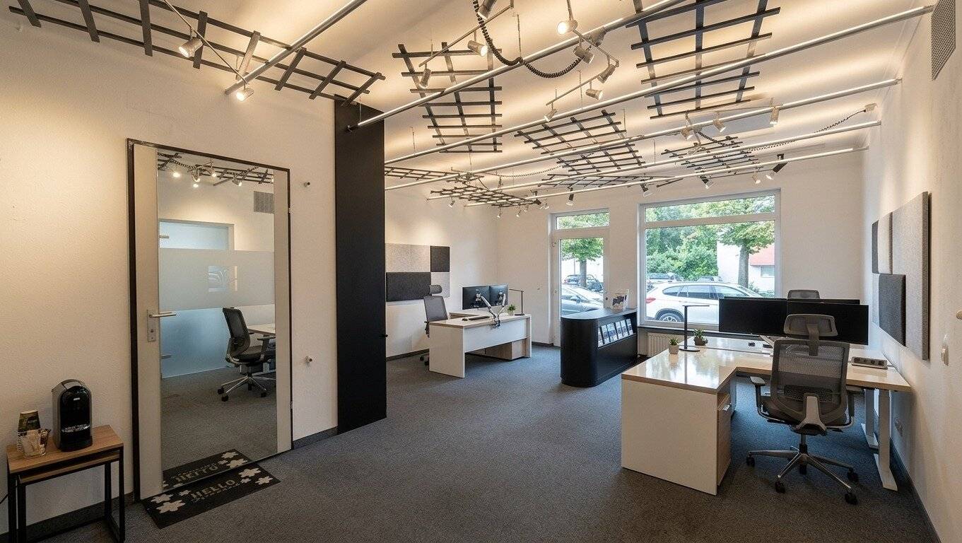 Compact, attractive retail unit/office at a very fair price – 1220 Vienna