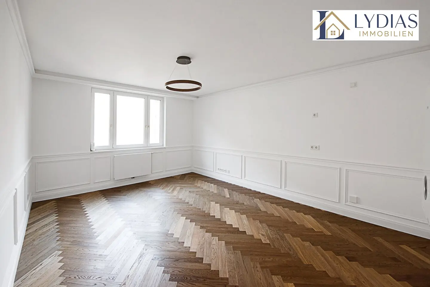 Wohnjuwel – traumhafte 3-Zimmer-Wohnung, exklusiv saniert – absolute Bestlage nahe Karlsplatz