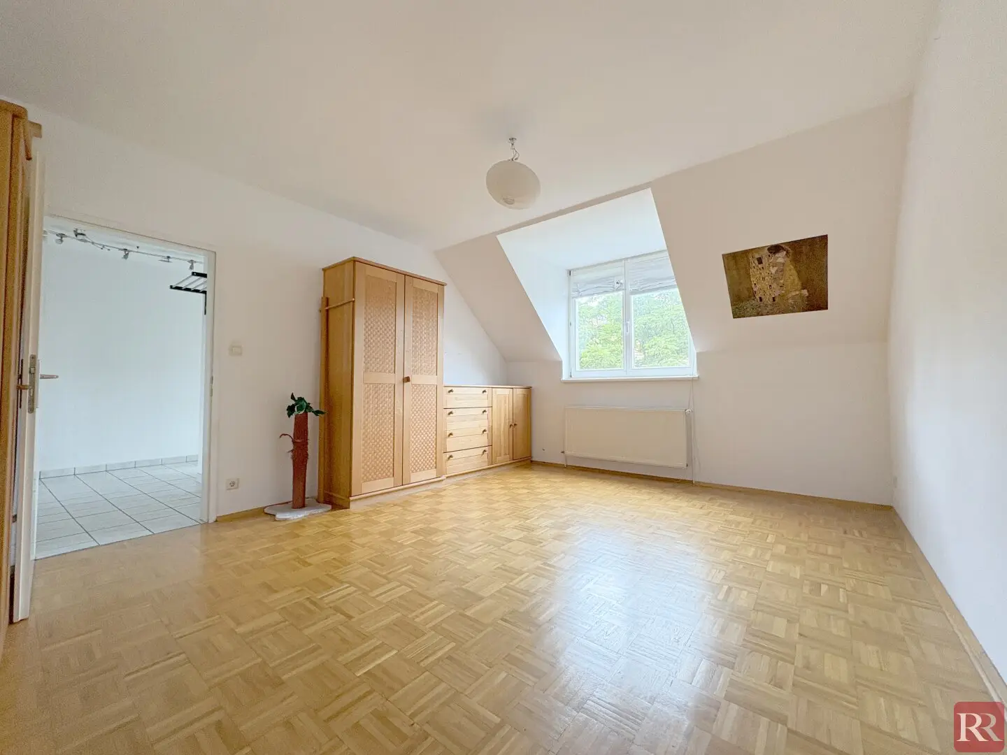 Urban gem - 3.5-room maisonette with roof terrace