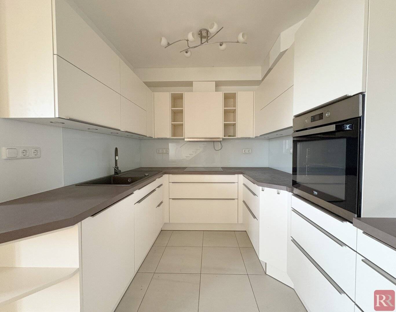 Urban gem - 3.5-room maisonette with roof terrace
