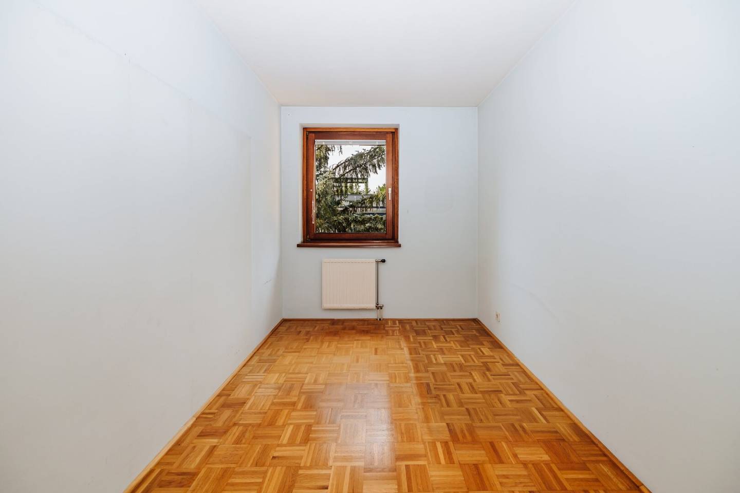 BALKON I TIEFGARAGE I ABSOLUTE RUHELAGE I PARK-ANLAGE I LICHTDURCHFLUTET I FAMILIENWOHNUNG I PROJEKT WOHNEN