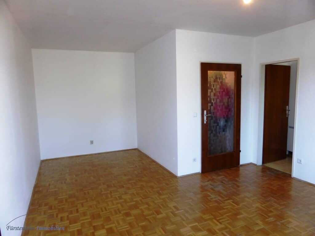 MIETE HERRNAU: Fischer-v.-Erlach-Straße - Nähe NAWI und UNIPARK: Ruhiges 32 m² 1-Raum-Apartment mit separater Küche