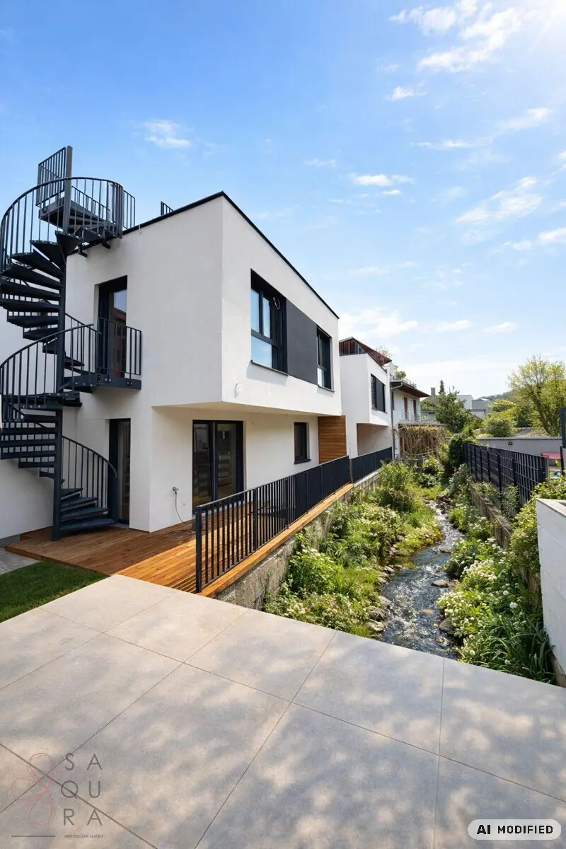 Bright Familienwohnung with roof terrace and brook view