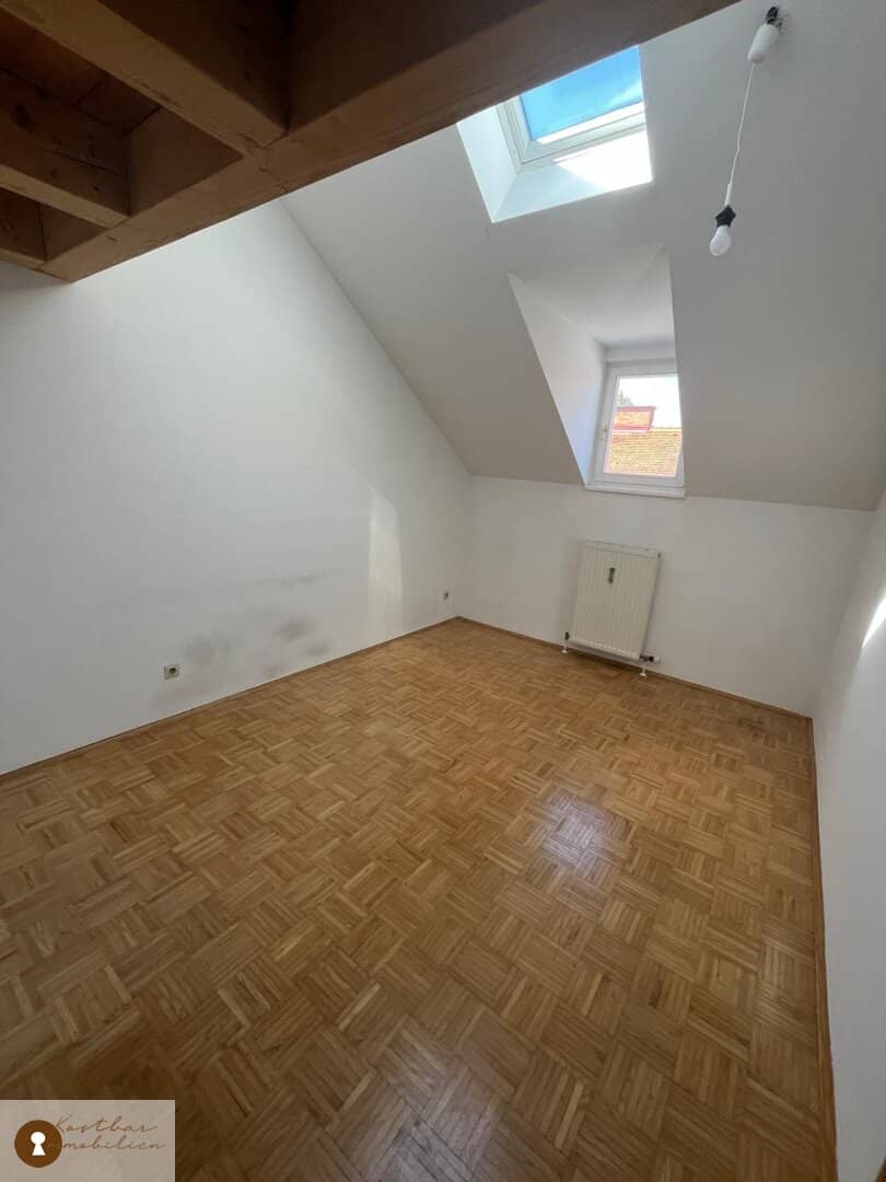Attention students: Charming maisonette apartment with gallery next to the TU for rent
