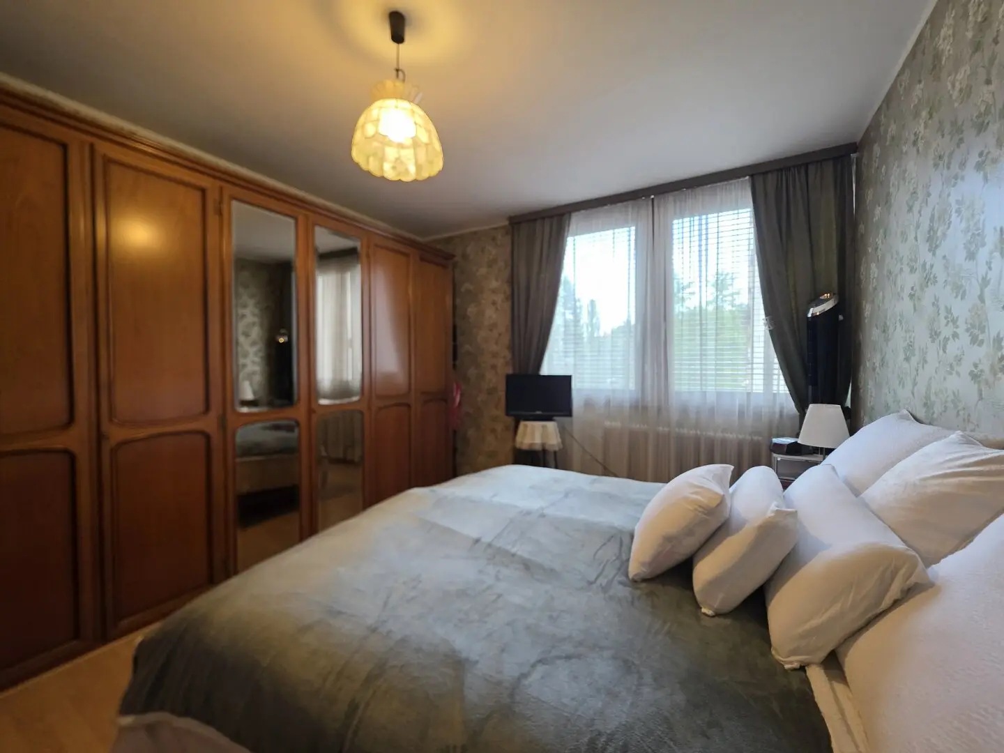 Großzügige 85-m²-Wohnung mit sonniger Terrasse und Gestaltungspotenzial