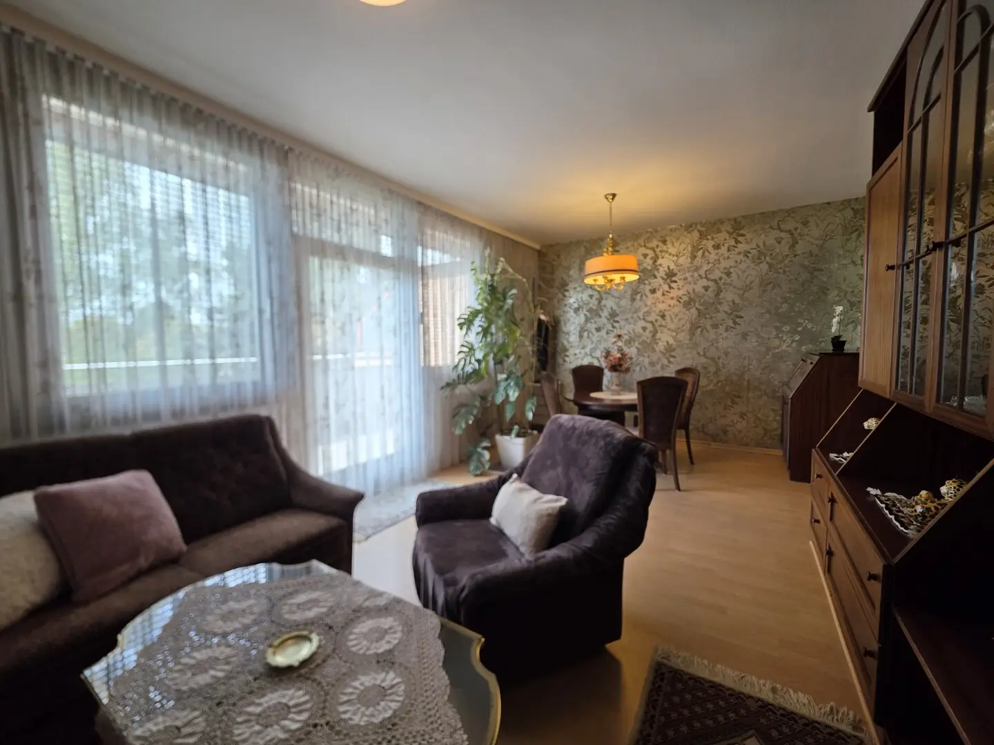 Großzügige 85-m²-Wohnung mit sonniger Terrasse und Gestaltungspotenzial
