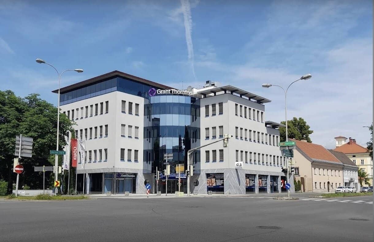 Spacious office space on the ground floor in Klagenfurt, 278.06 m², August-Jaksch-Straße 2 3rd floor