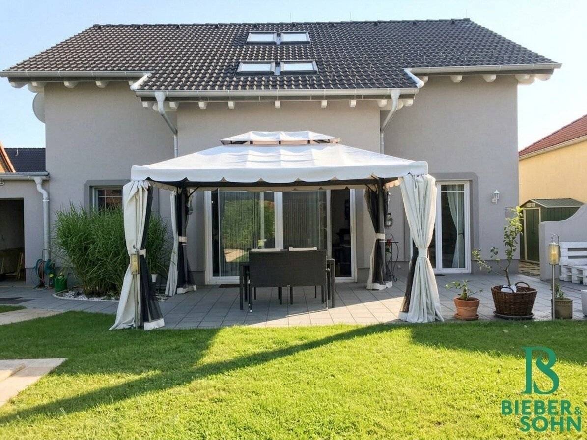 Exterior wow – interior… customizable with a small issue But an investment that pays off and remains value stable