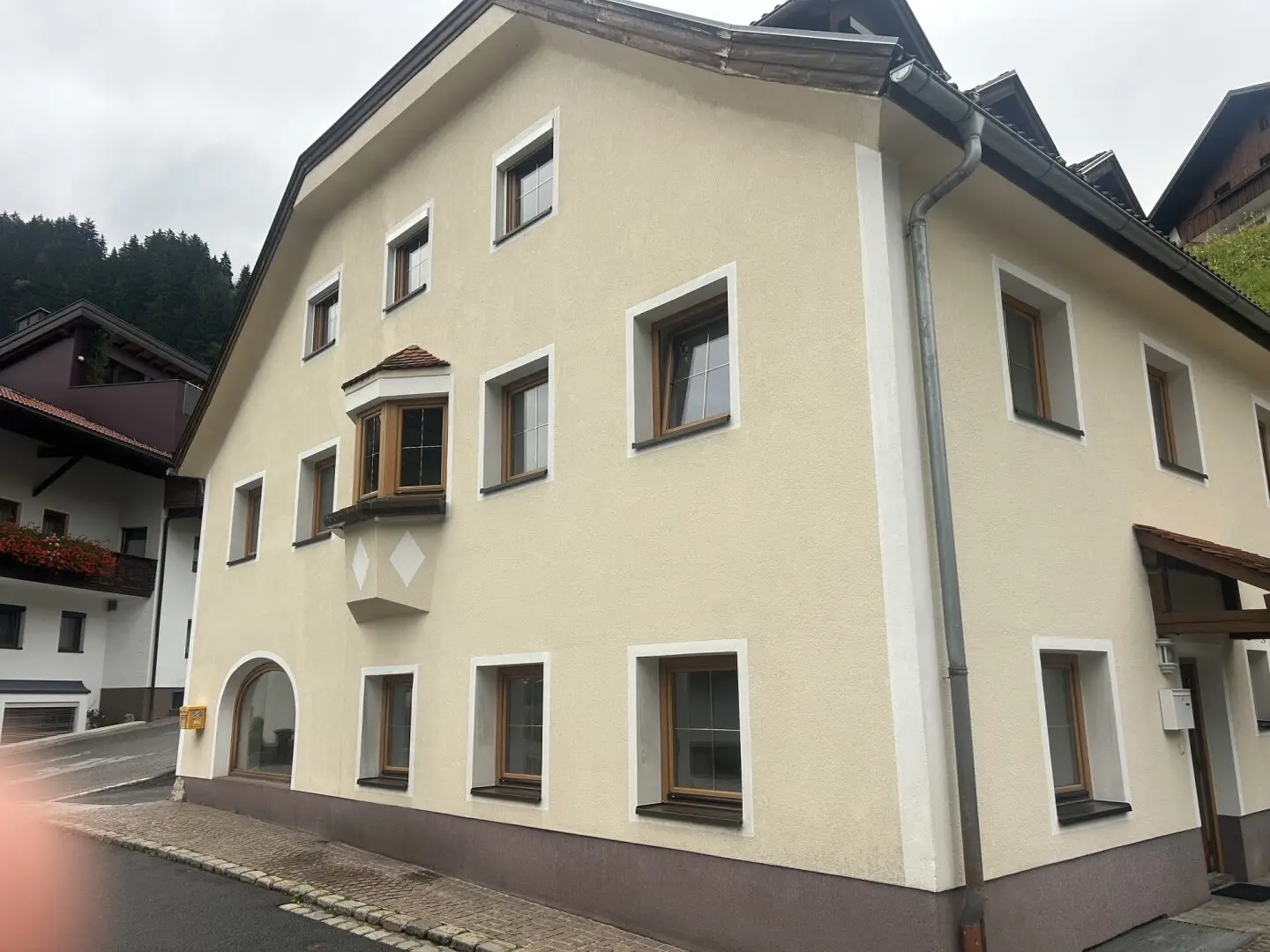 Sellrain 4-room apartment with large terrace only €295,000
