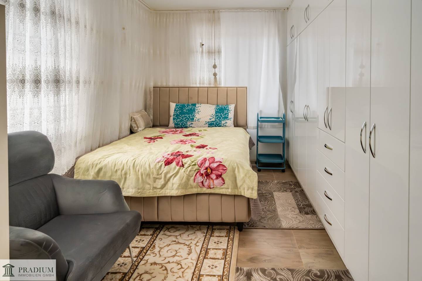 Living like in your own house – 100 m², private garden, terrace &amp; 3 own parking spaces