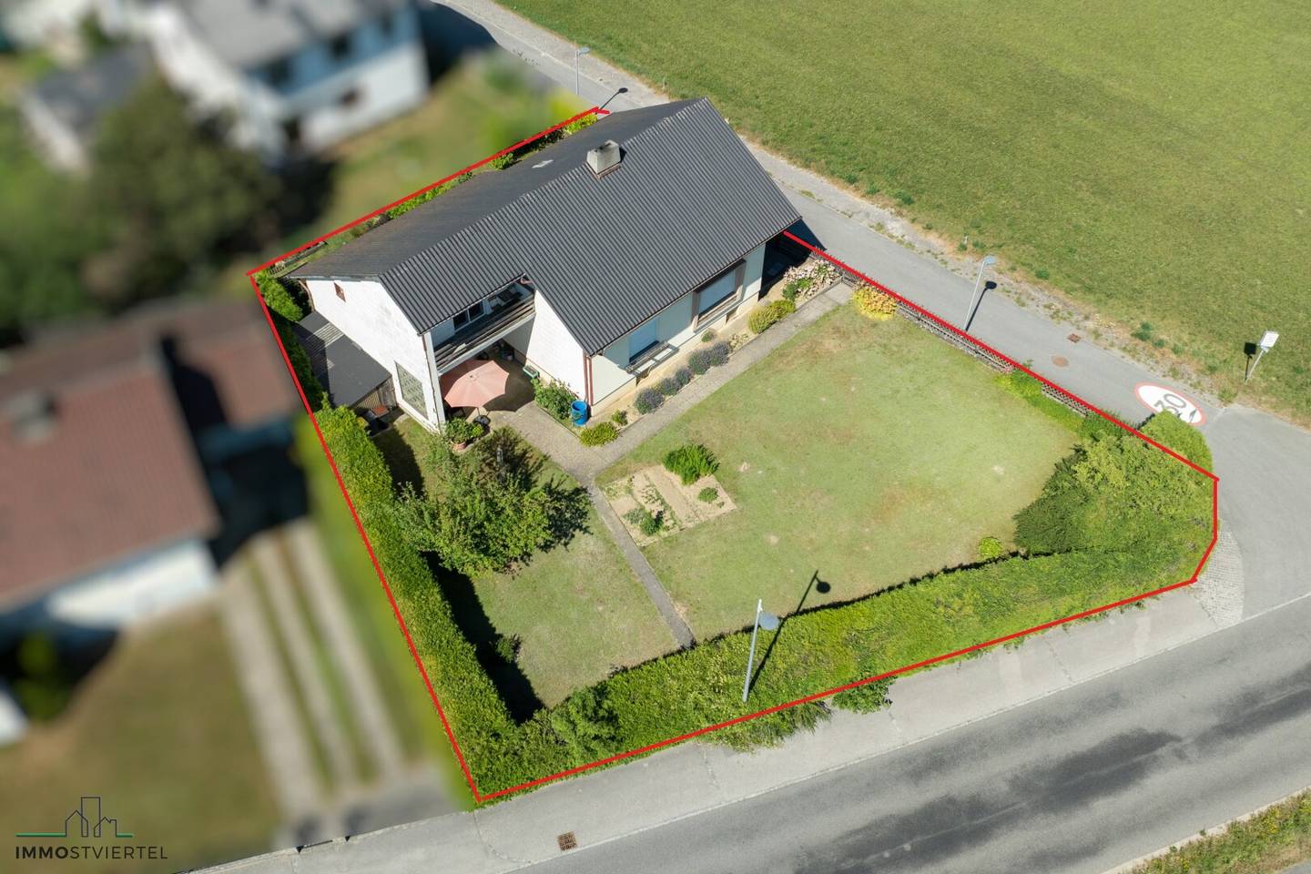 Single family house with garden in quiet residential area in Wieselburg