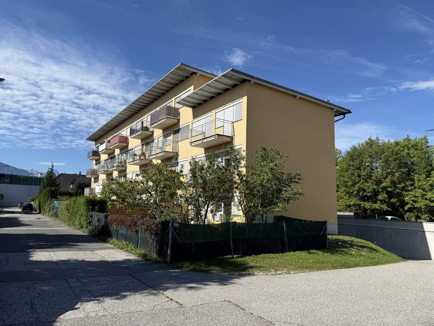 2-room rental apartment with balcony and underground parking space in Villach – your new home