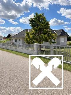 Familienwohnung mit großem Garten und Sauna