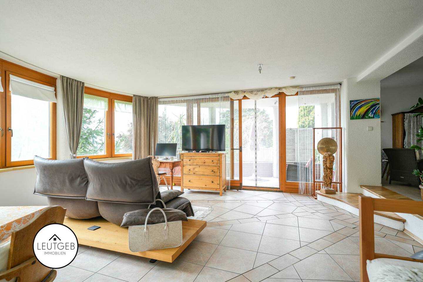Your home in Wattens - Spacious living with large garden and additional residential unit
