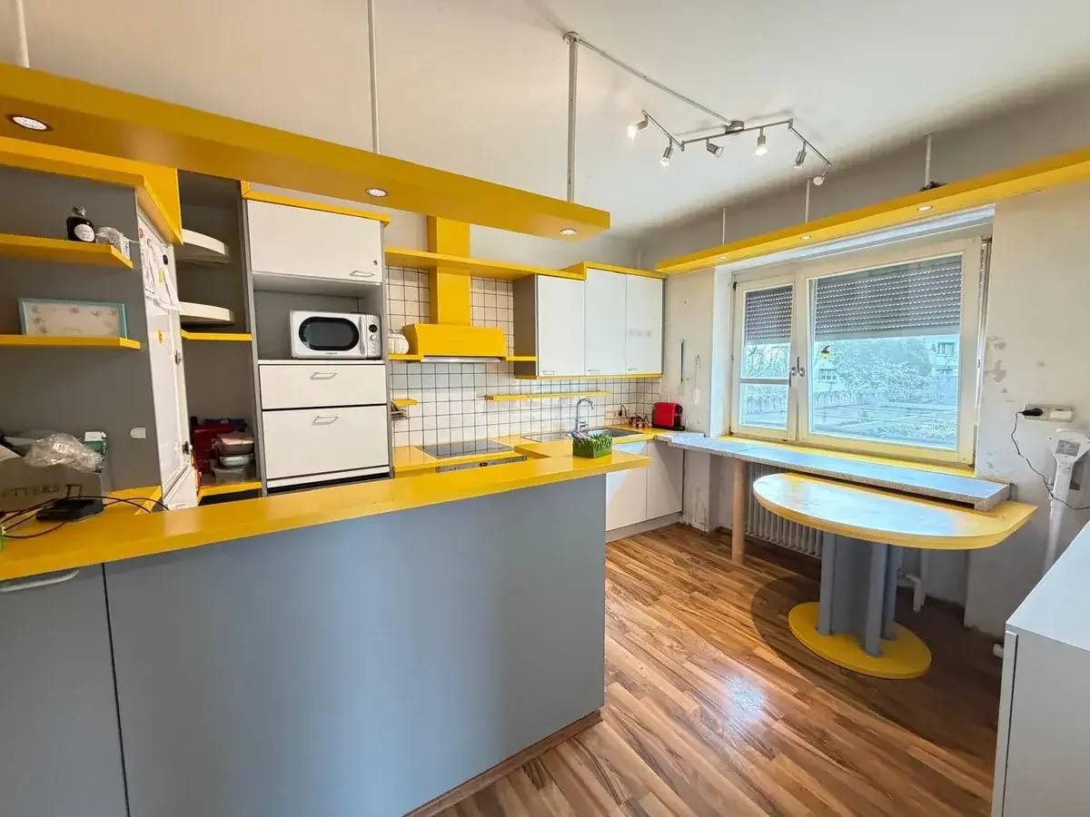 House in need of renovation with plenty of space for the whole family and a generous plot in Vorau