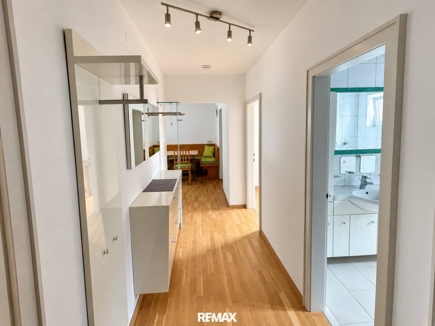 Gemütliche 3-Zimmer-Mietwohnung mit Balkon in Landeck-Perjen!