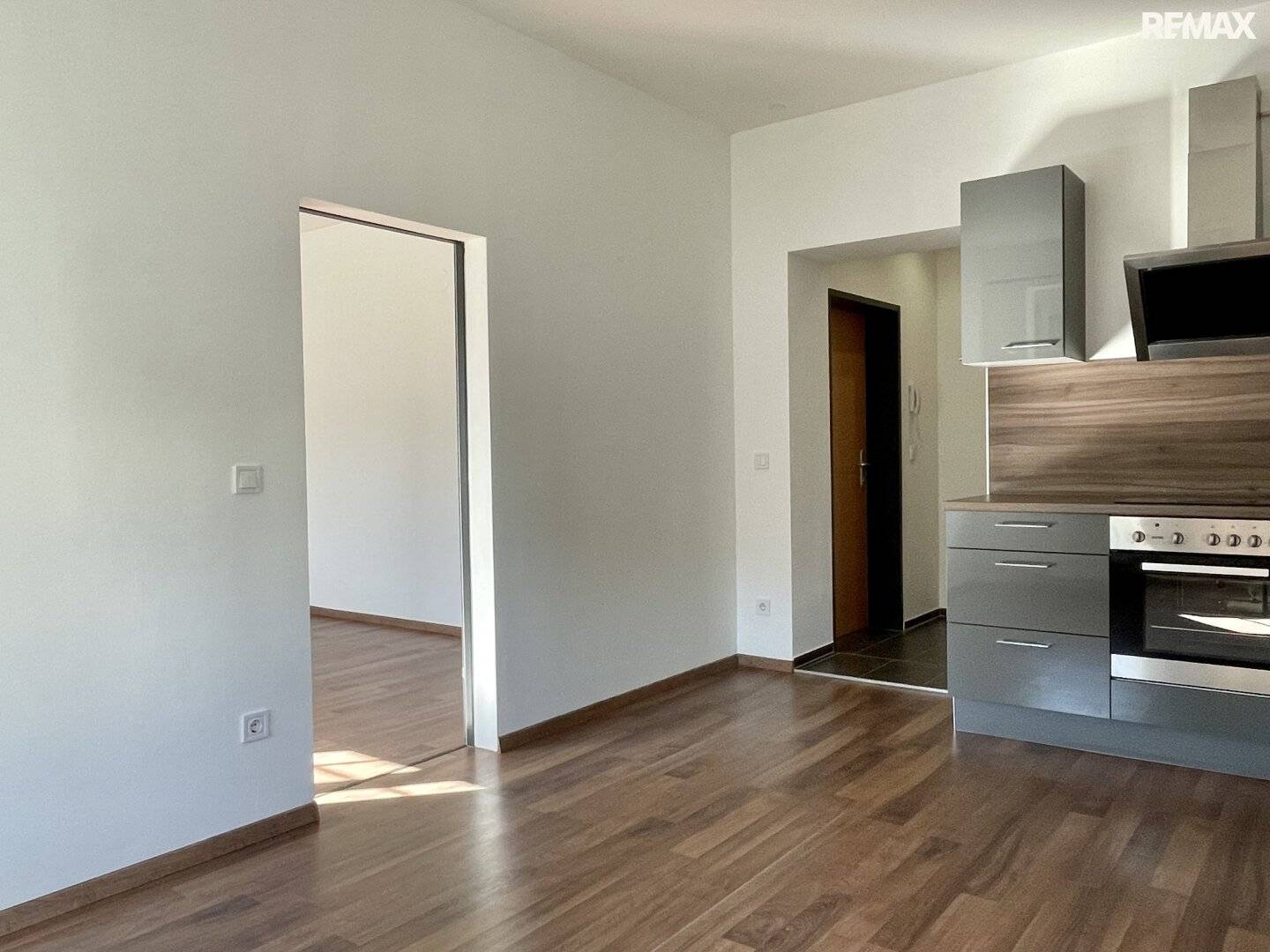 Sunny - 39 m² rental apartment in Pöttsching