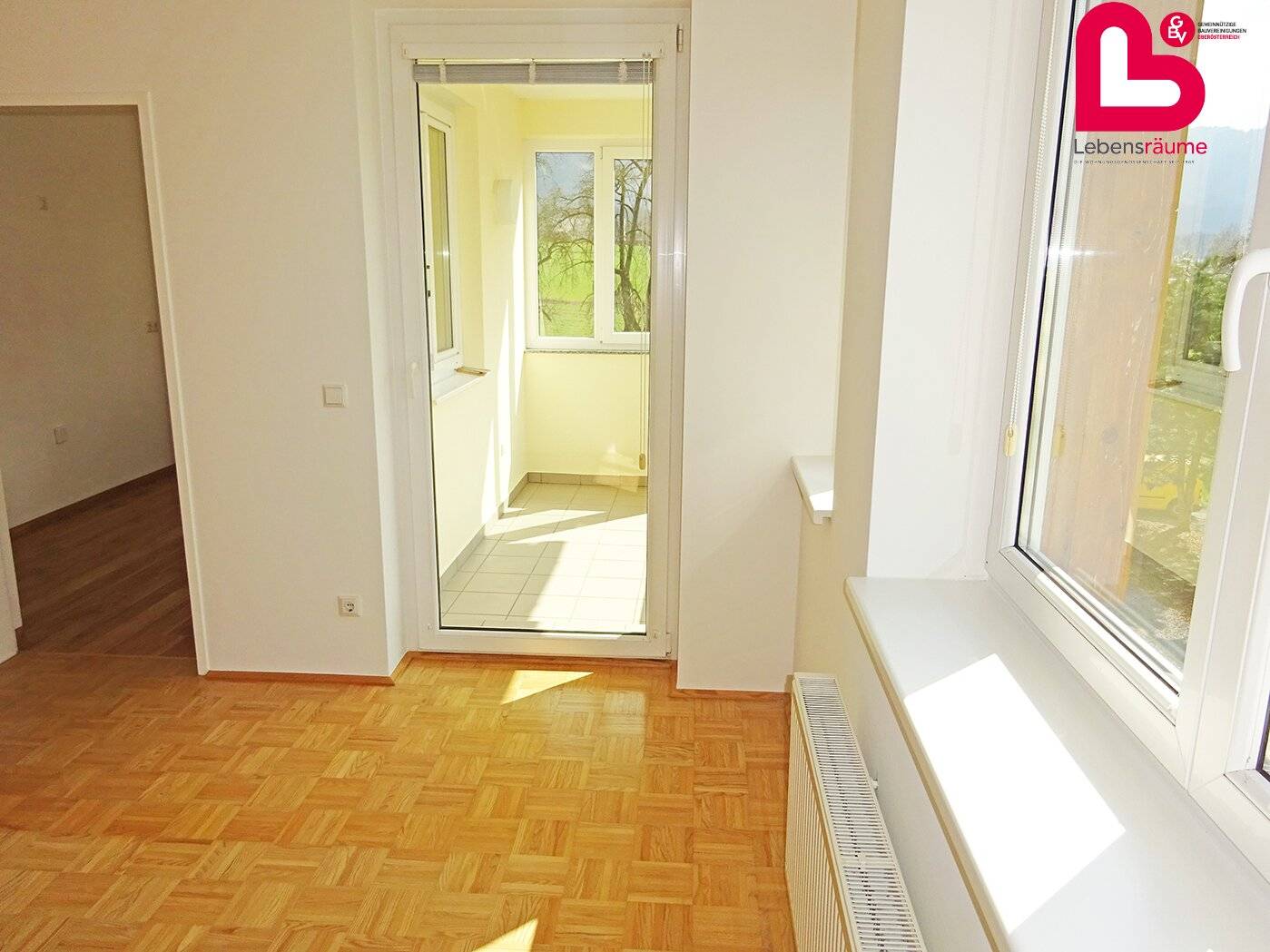 Very nice 3-room apartment in Kirchdorf/Krems with loggia and underground parking space