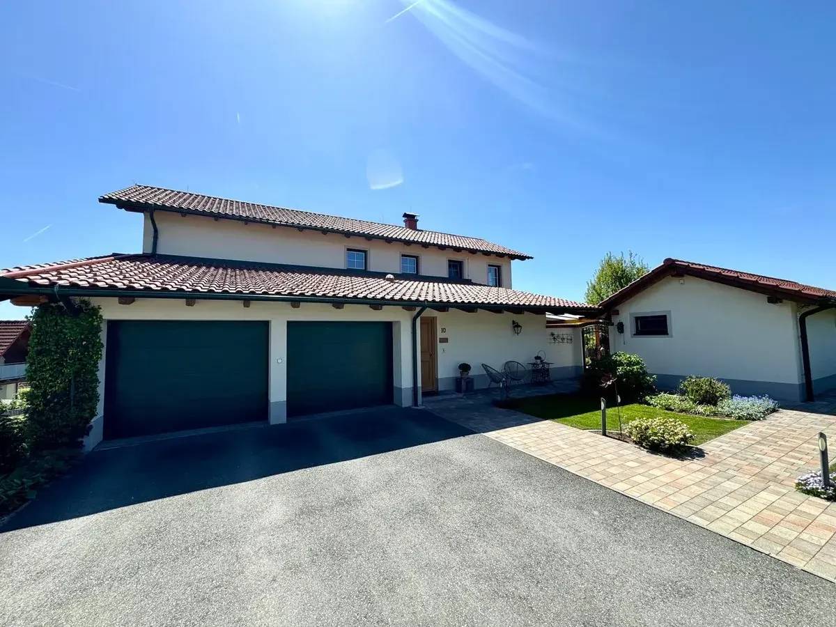 Stylish dream house in Hartberg - exclusive, spacious and executed with high-quality detail