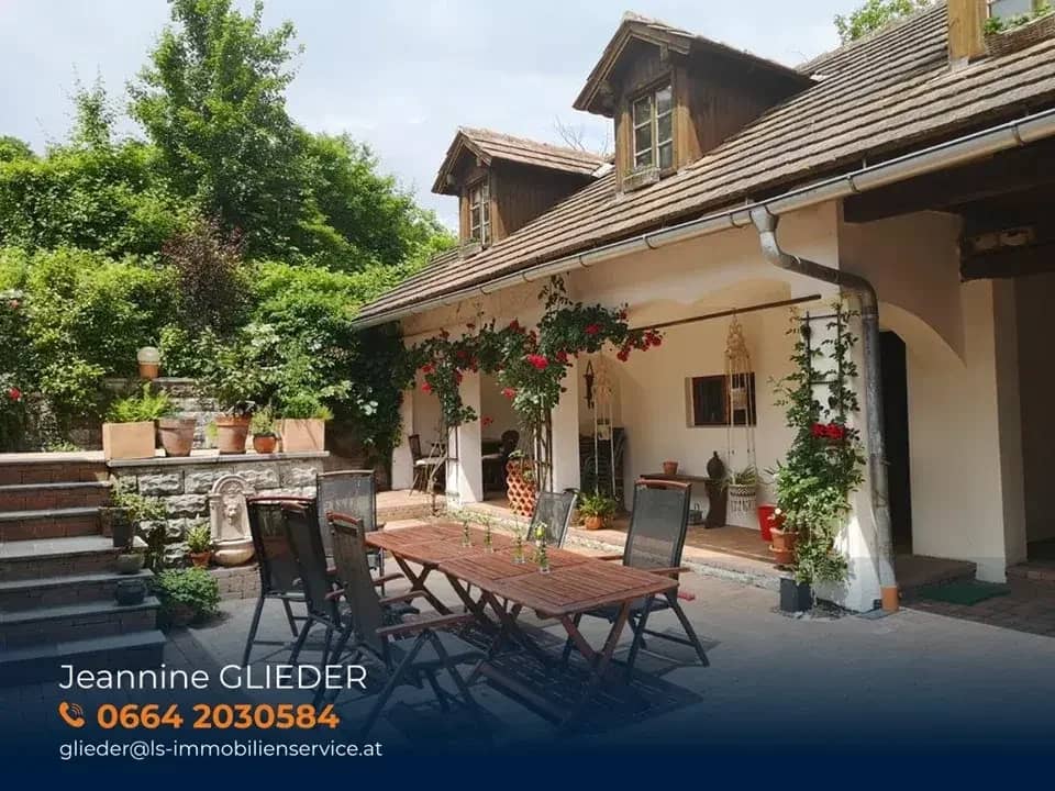 Lovingly renovated three sided farmstead with large plot in idyllic quiet location - Buch-St. Magdalena
