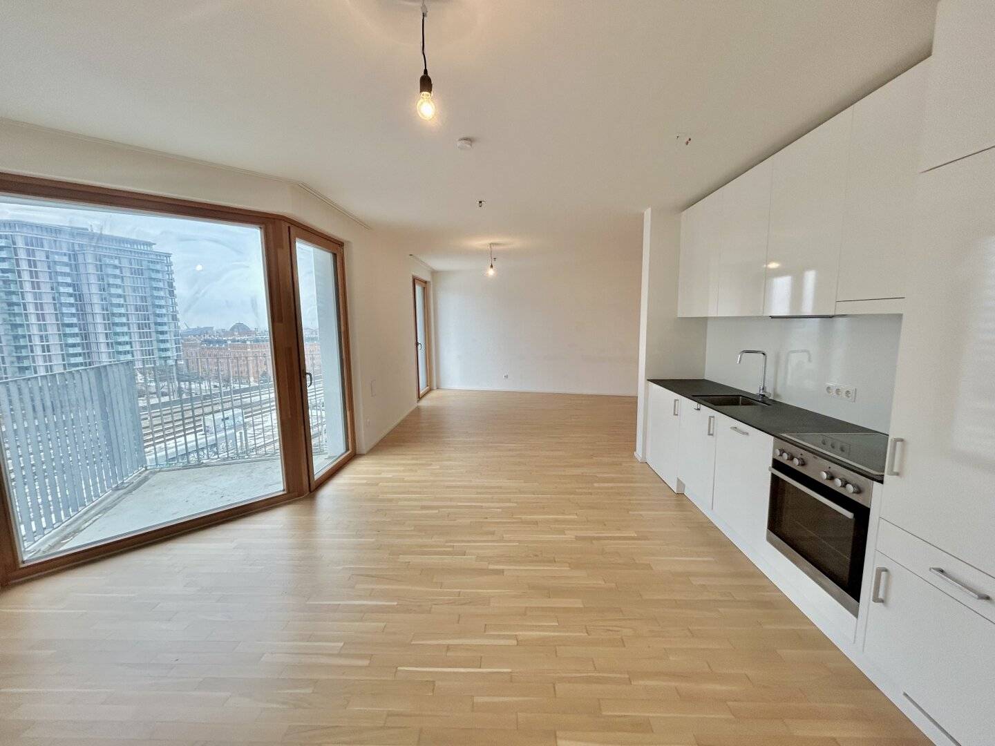 spacious loft with two outdoor areas on the 16th floor - The Metropolitan