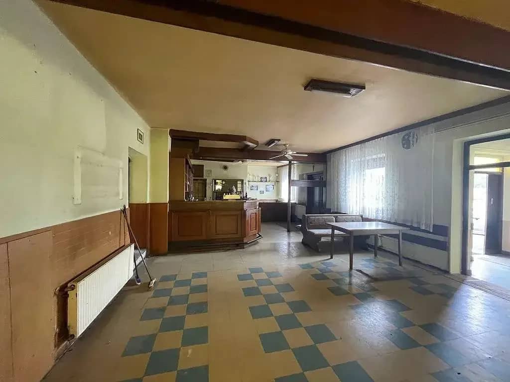 Ehemaliges großes Gasthaus, optimal für Gewerbe oder Vereine