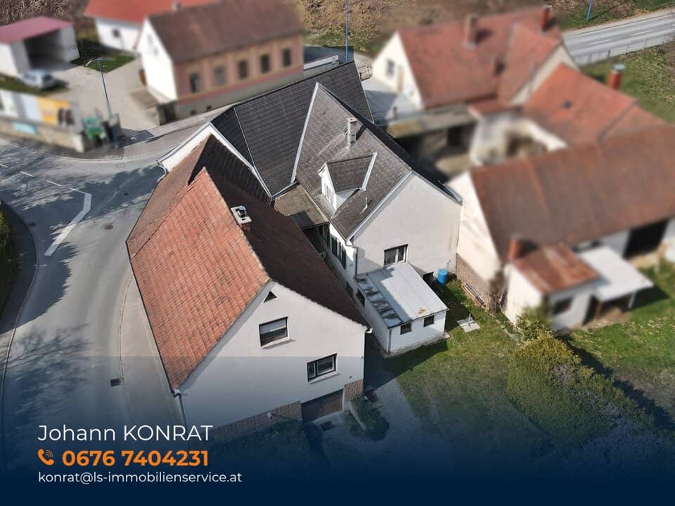 Former inn with residential house, outbuilding and large plot in Stegersbach