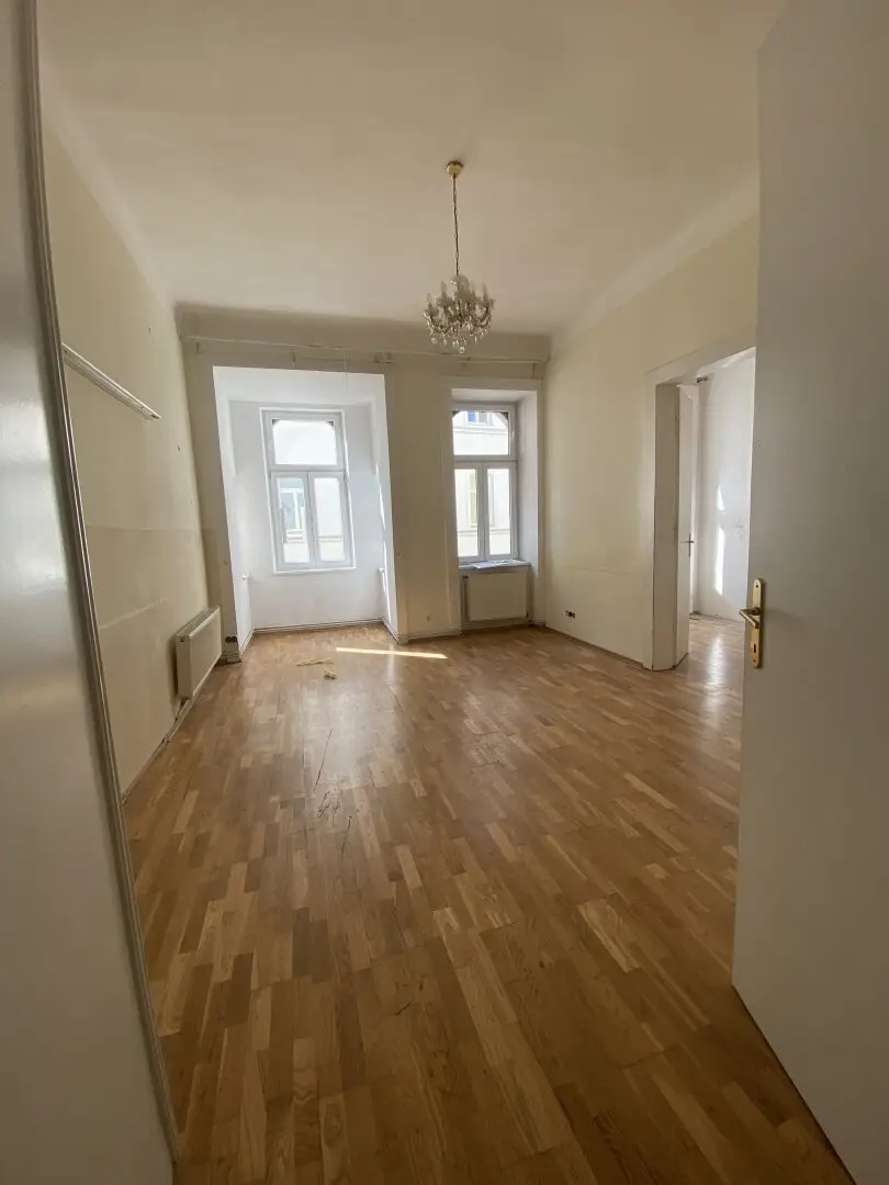 Stilvolle Altbauwohnung mit 7 Zimmern im Herzen des 2. Wiener Gemeindebezirks