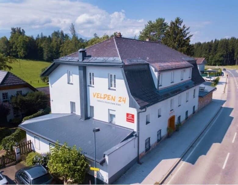 VELDEN - Attractive accommodation property with 13 rooms, apartment, restaurant and development potential