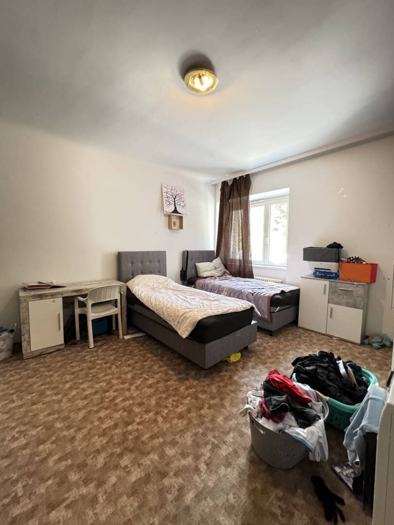 ***Großzügige 4-Zimmer-Wohnung mit Charme und Komfort***