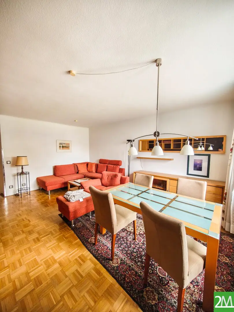 Vollständig möbliert! Gepflegte 2-Zimmer-Wohnung mit Balkon