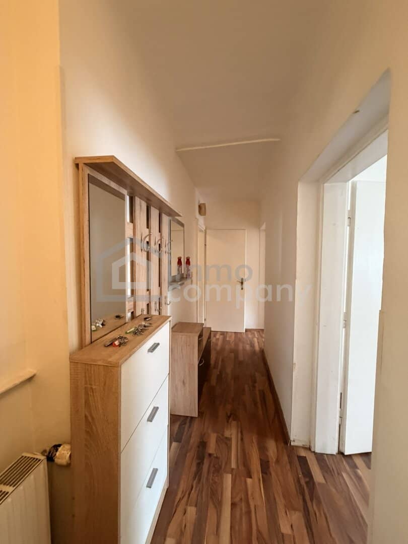 HERE BEGINS YOUR HOME - Single or couple hit