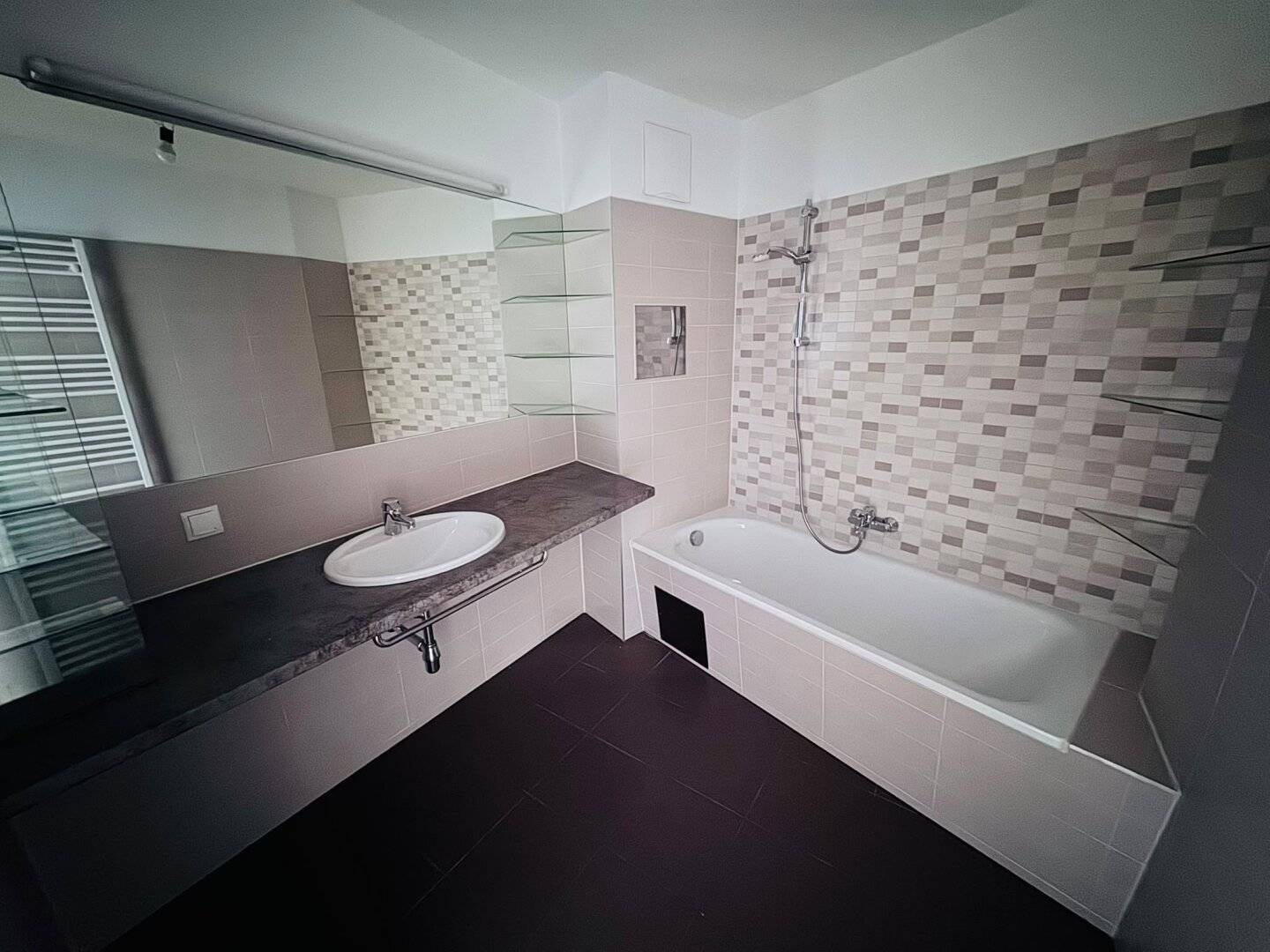 Impressive 4-room maisonette apartment with 2 terraces for rent