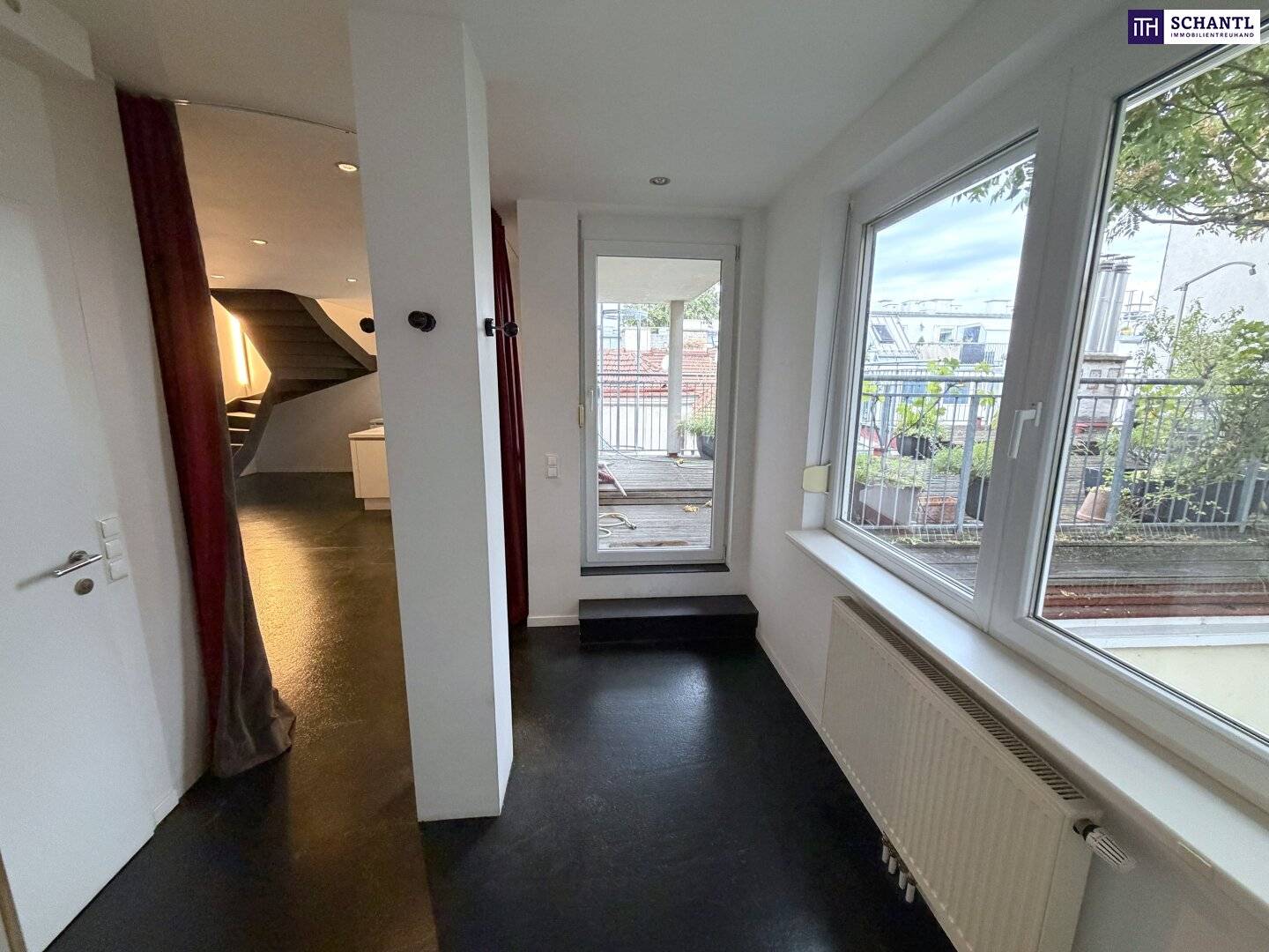 Über den Dächern Wiens – Coole DG-Maisonette mit XXL-Terrassen! U3 Nähe.