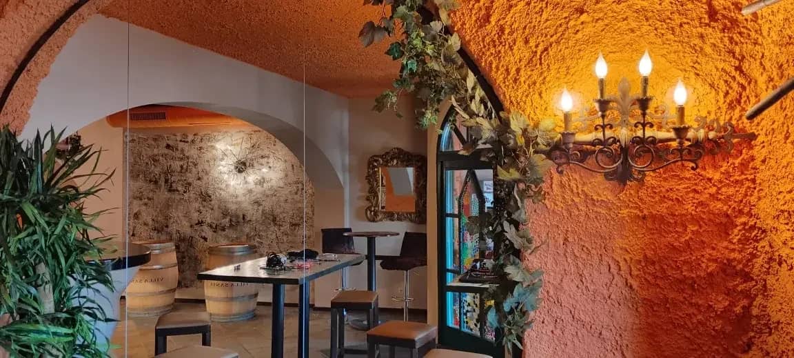 Betriebsbereite Pizzeria mit Betreiberwohnung in Toplage am Hartberger Hauptplatz