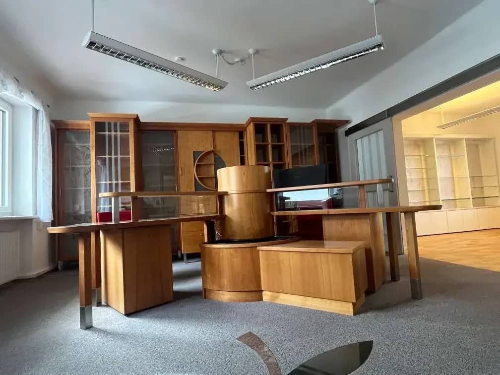 Beautiful commercial space for medical practice, group practice or offices in the market town of Kaindorf
