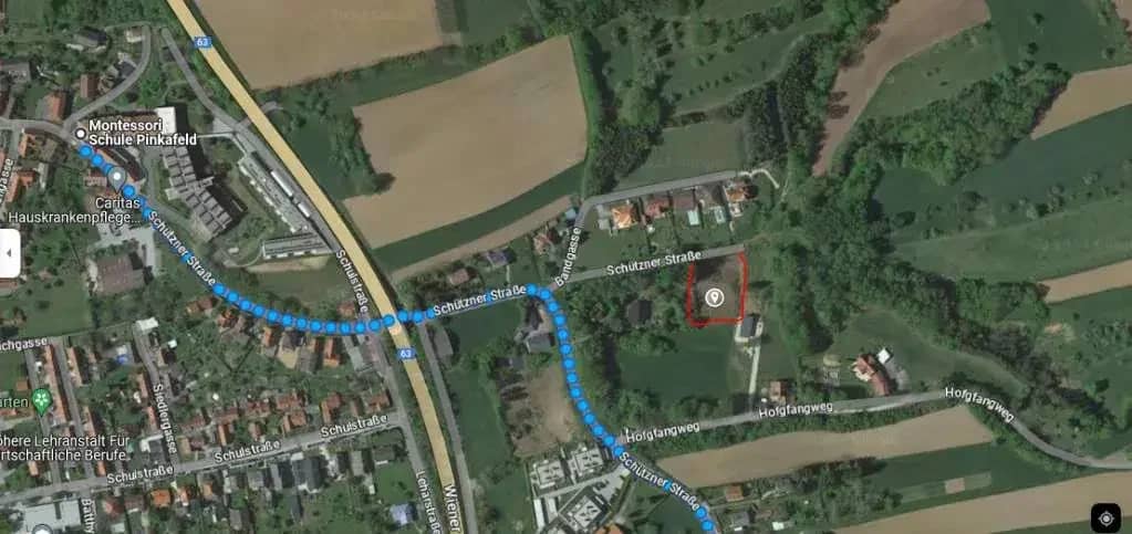 Sunny building plot in central quiet location in Pinkafeld
