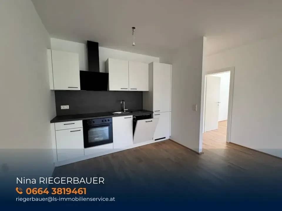 4-room new build apartment on 1st floor with lift and loggia in Billrothgasse