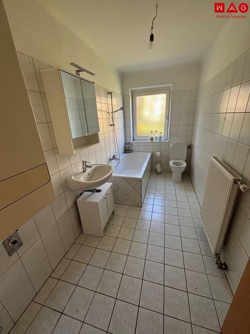 Affordable living in the sought-after WAG settlement Traisen Modernly laid-out bright 3-room apartment in a quiet location