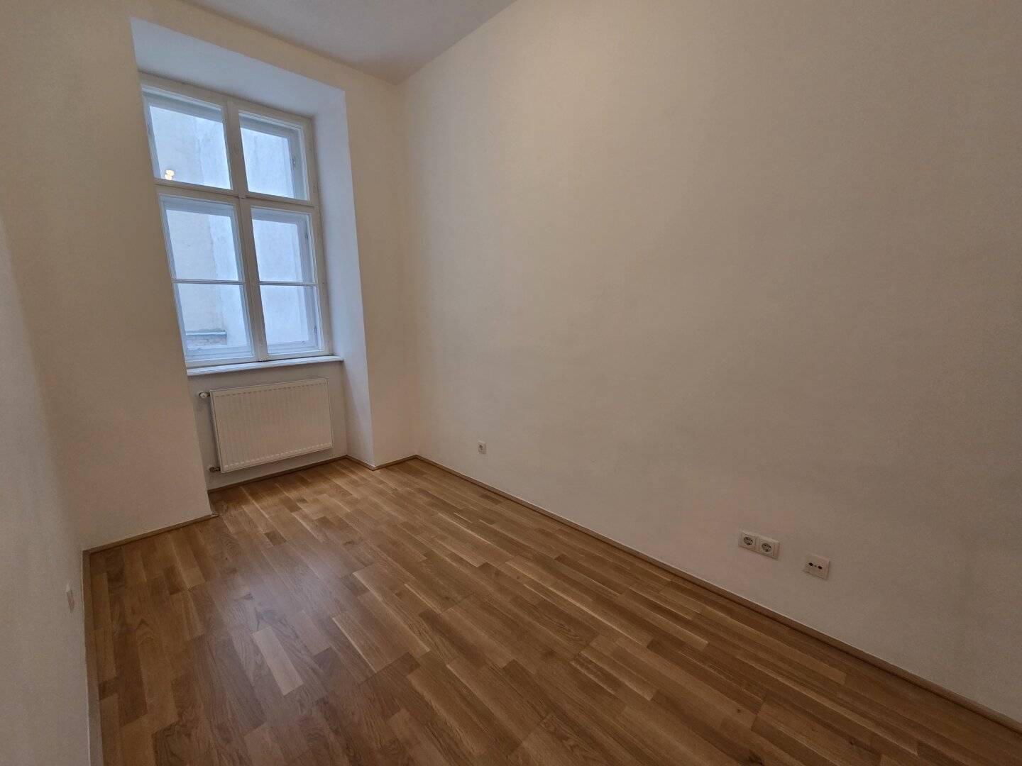 Suitable for 3-person flatshare Quiet pretty 3 room apartment near U3