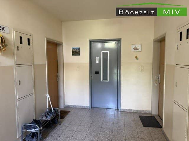 Condominium with balcony, elevator and beautiful view for sale in Sankt Peter-Freienstein