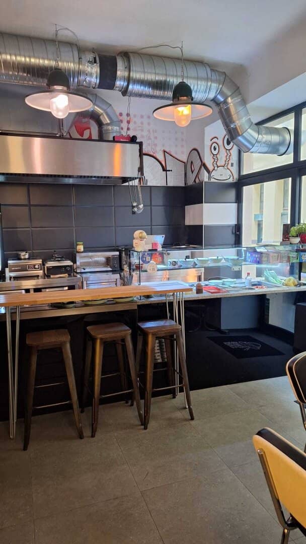 Like-new streetfood and take-away business in 1060 Vienna