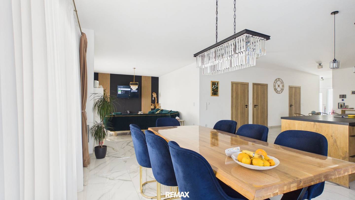 Charmanter  Bungalow in Wolfern mit 4 Zimmern, Terrasse, Garage und Kamin – Ihr neues Zuhause!