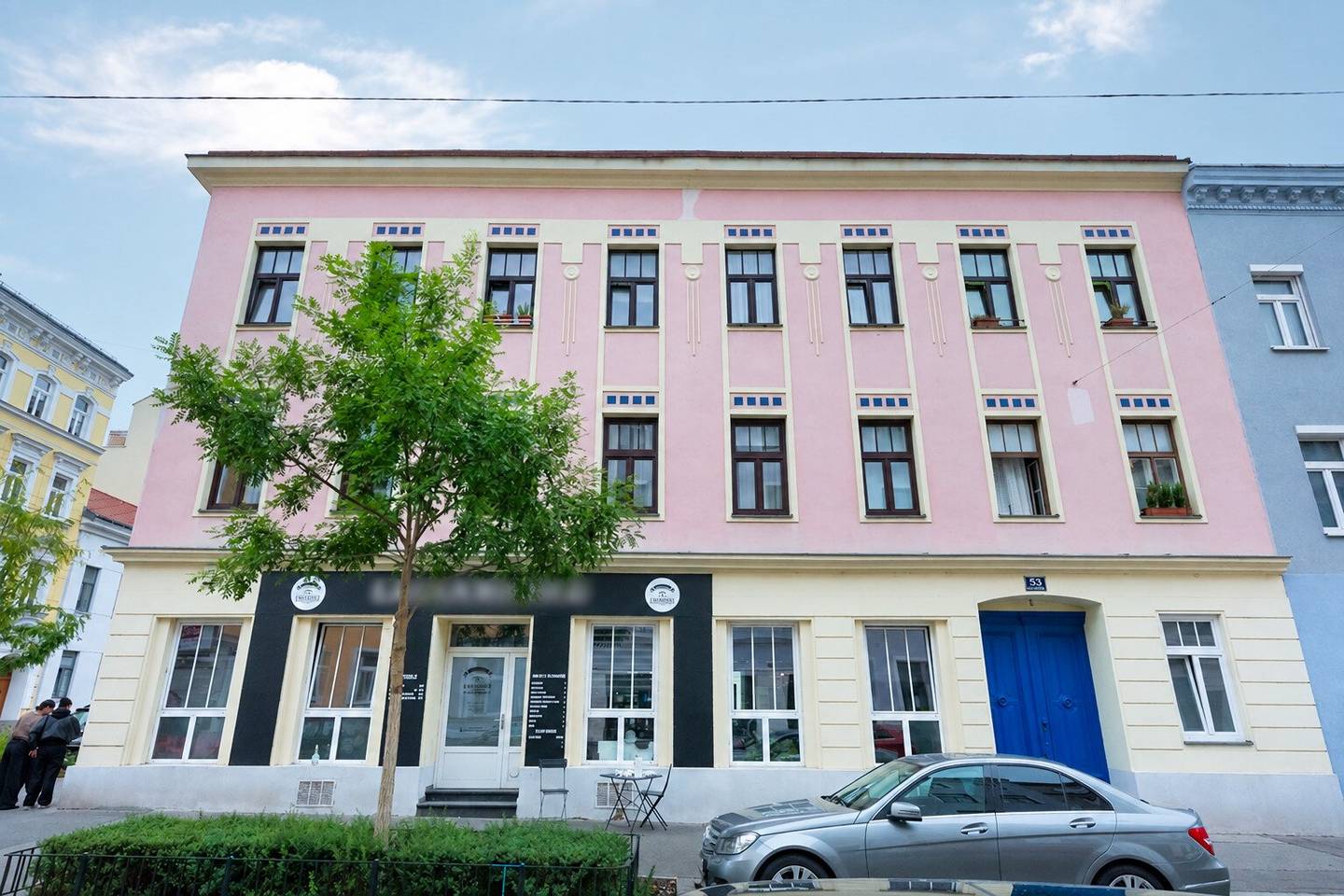 Tenement house with potential in the 1170 district and attractive yield opportunity
