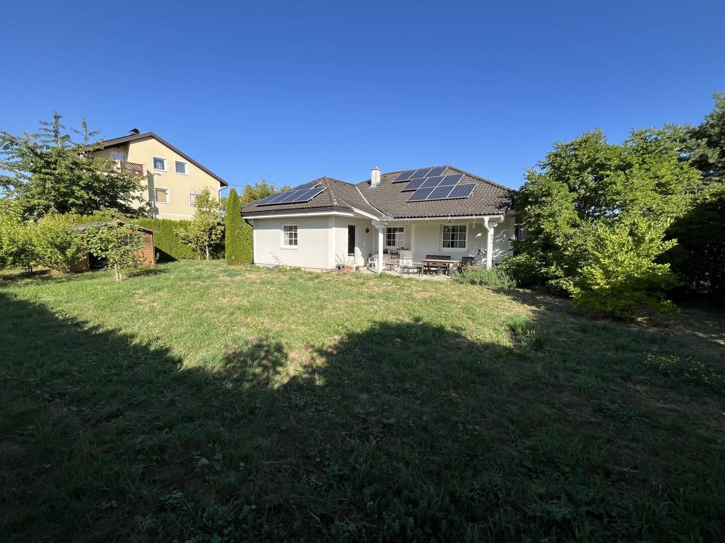 Bungalow in central quiet location - Wolfern