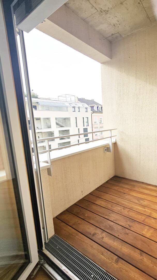 Well maintained 2-room apartment with loggia near Lendplatz / AVL