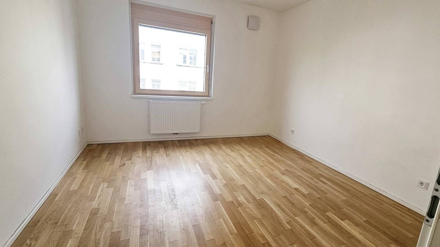 Well maintained 2-room apartment with loggia near Lendplatz / AVL