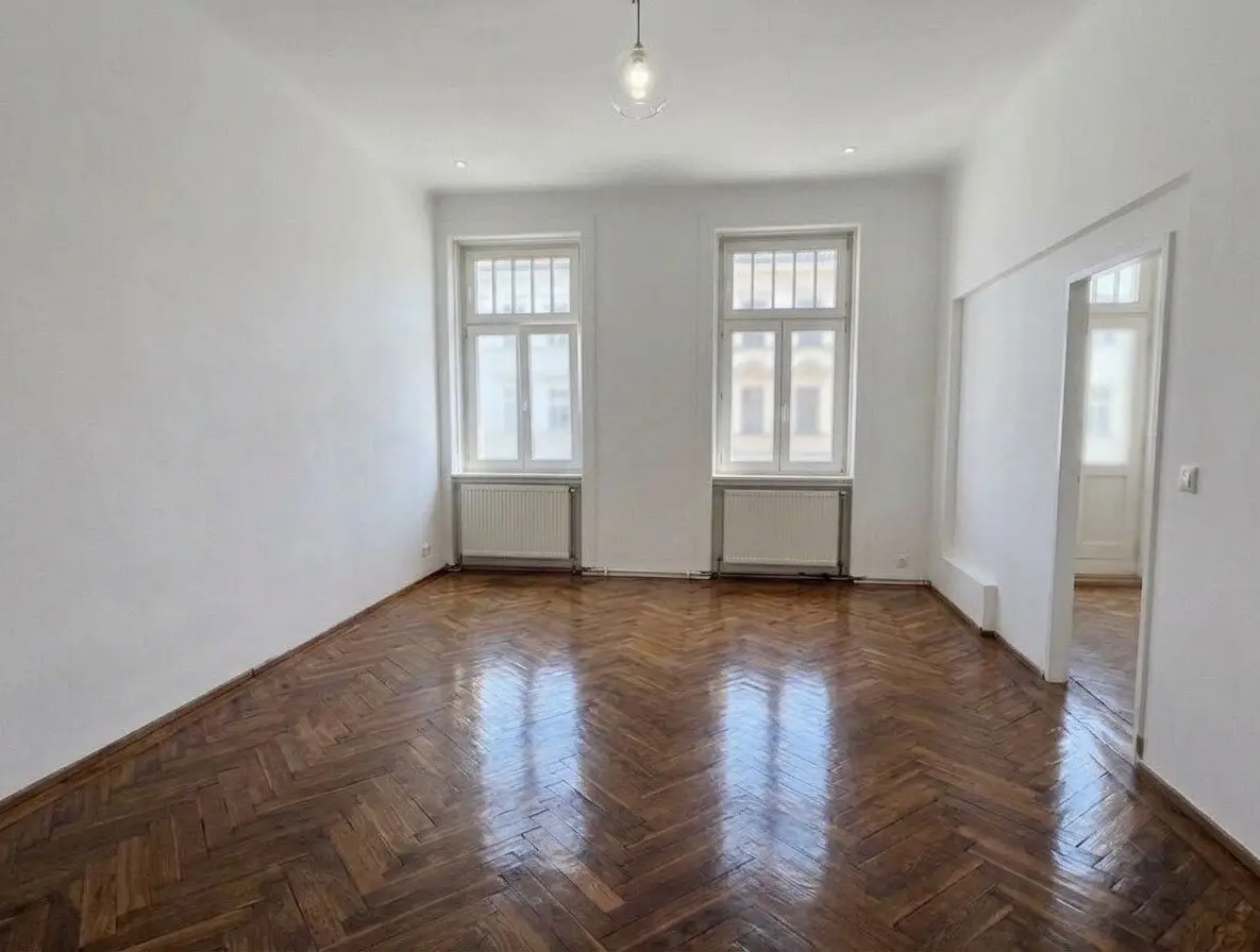 Beautiful 4-room apartment in the 14th district