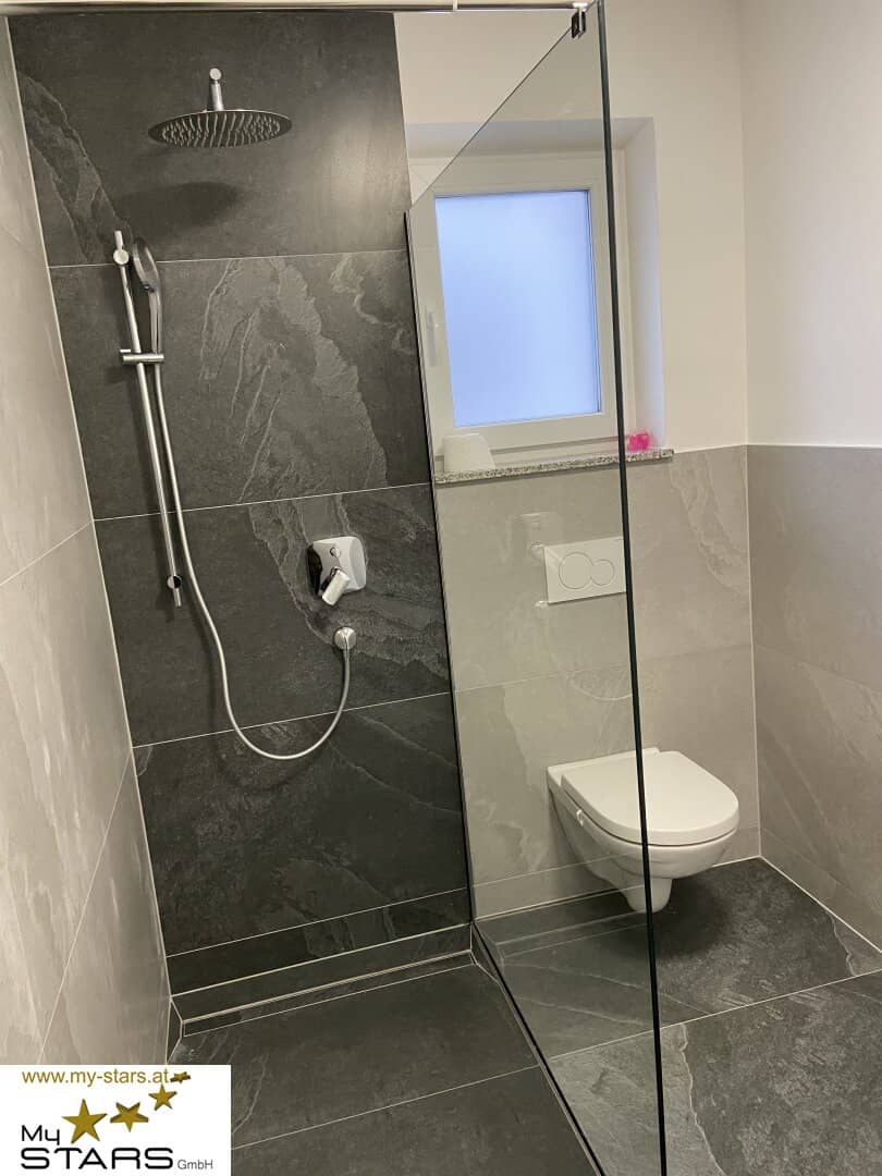 großes Einfamilienhaus mit 5 Zimmer, 130 m², Garten, Pool, Garage u.v.m.
