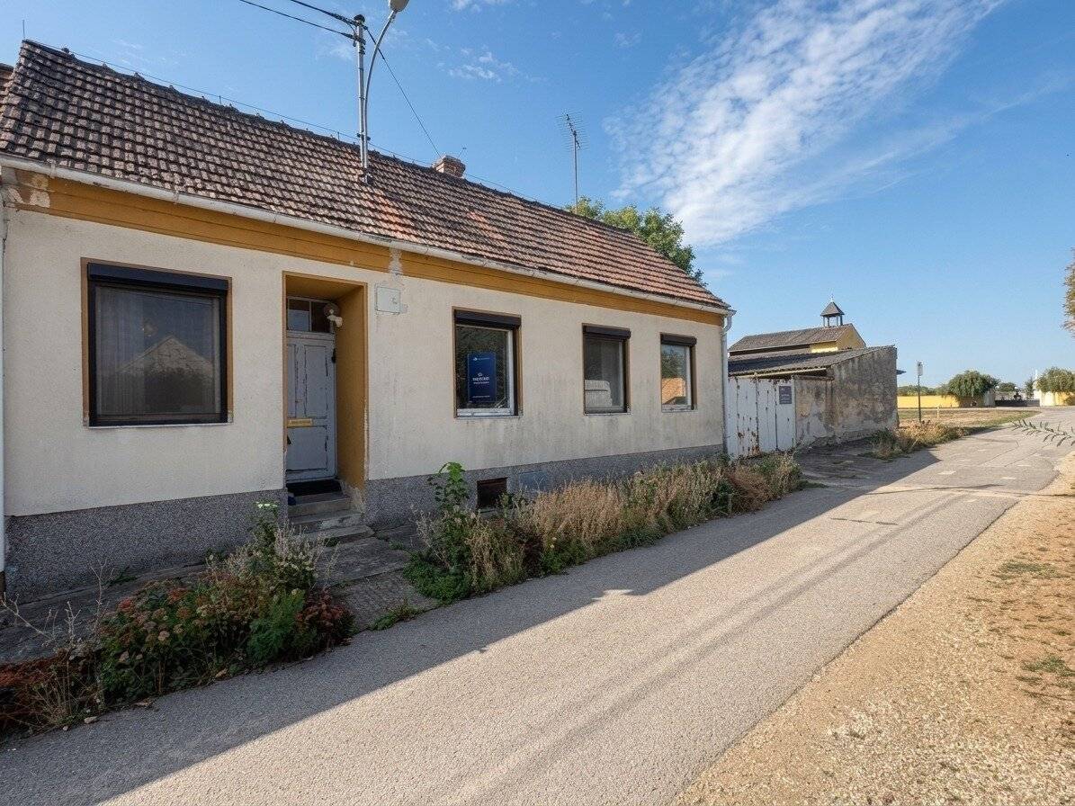 Where the garden becomes bigger and everyday life quieter – Detached house | 1.302 m² plot | 1.104 m² garden | Train station within walking distance